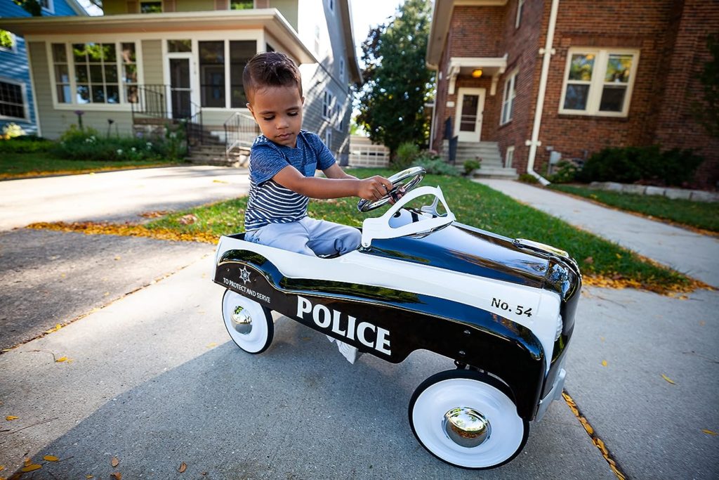 Kid Trax Toddler Classic Pedal Car, Kids 3-5 Years Old, Max Weight 59 lbs, Durable Steel, Police Car Kid Trax Toddler Classic Pedal Car, Kids 3-5 Years Old, Max Weight 59 lbs, Durable Steel, Police Car
